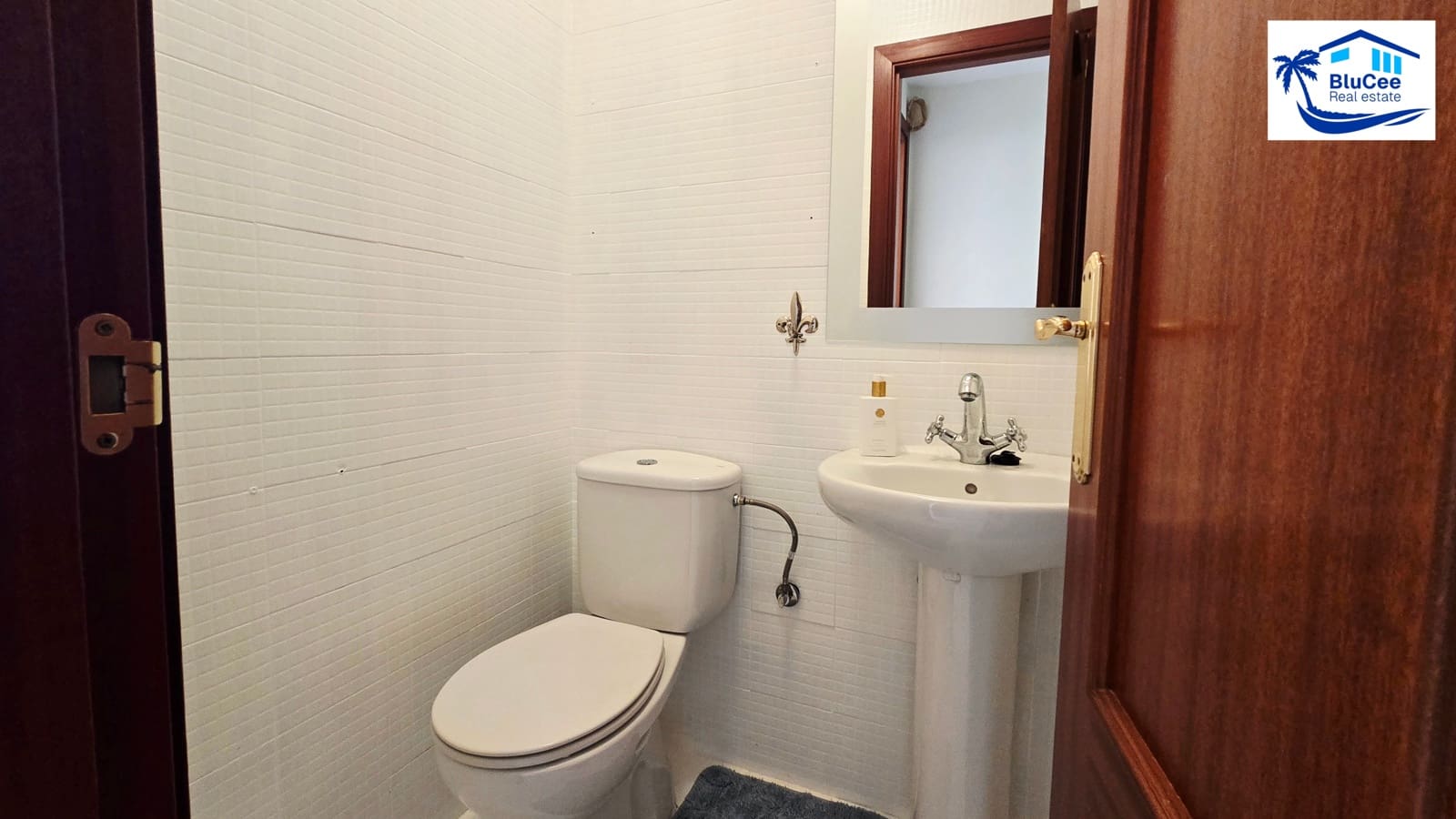 2 bedroom Apartment for sale in Rincon de la Victoria with pool garage - € 365,000 (Ref: 9867914)