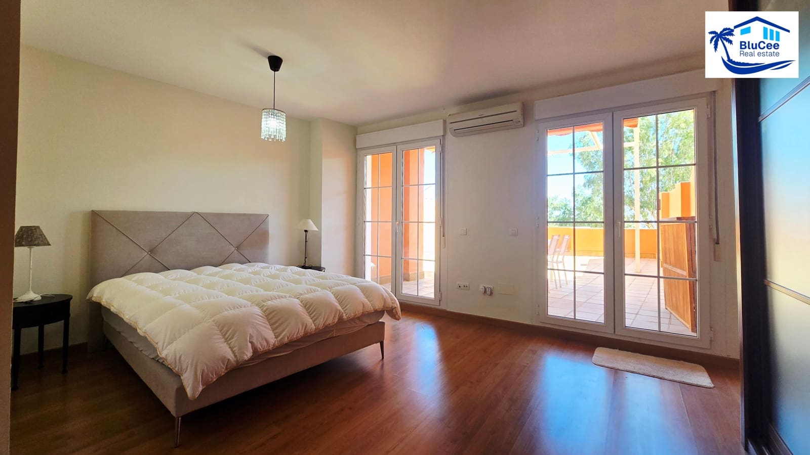 2 bedroom Apartment for sale in Rincon de la Victoria with pool garage - € 365,000 (Ref: 9867914)