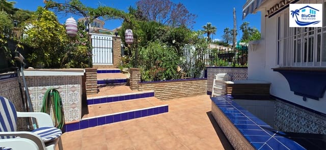 3 soveværelse Semi-Rækkehus til salg i Caleta de Vélez, Vélez-Málaga med swimmingpool garage - € 398.000 (Ref: 9885228)