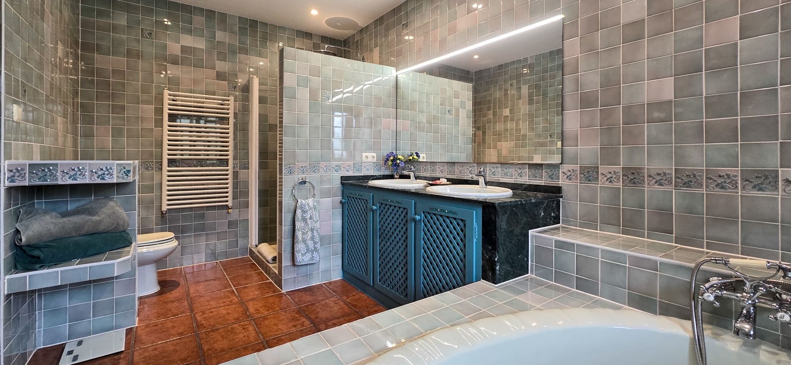6 soverom Villa til salgs i Mijas med svømmebasseng garasje - € 2 600 000 (Ref: 9902404)