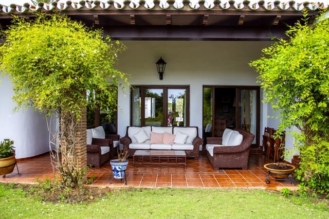 6 soverom Villa til salgs i Mijas med svømmebasseng garasje - € 2 600 000 (Ref: 9902404)