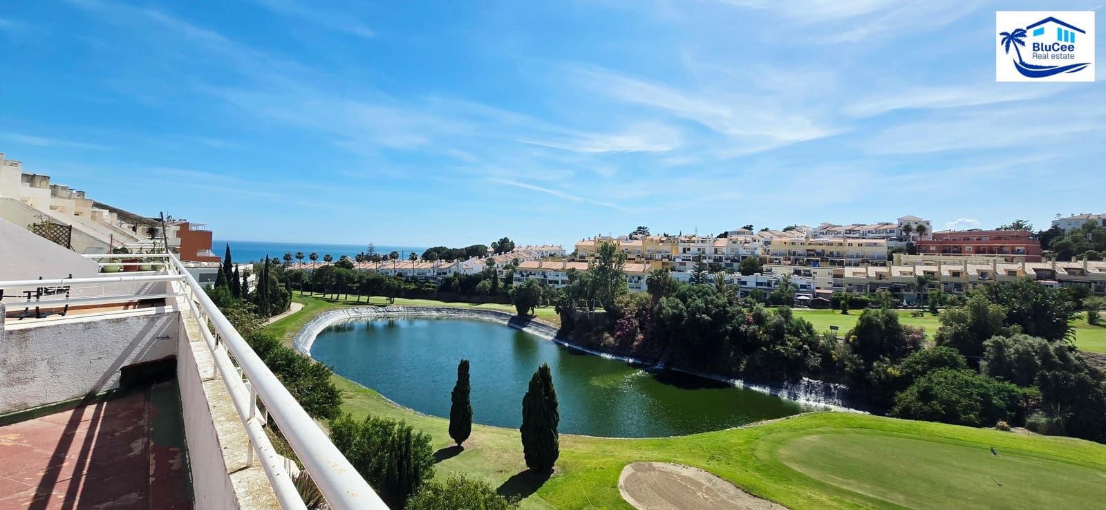 5 soveværelse Byhus til salg i Rincon de la Victoria med swimmingpool garage - € 625.695 (Ref: 9909340)