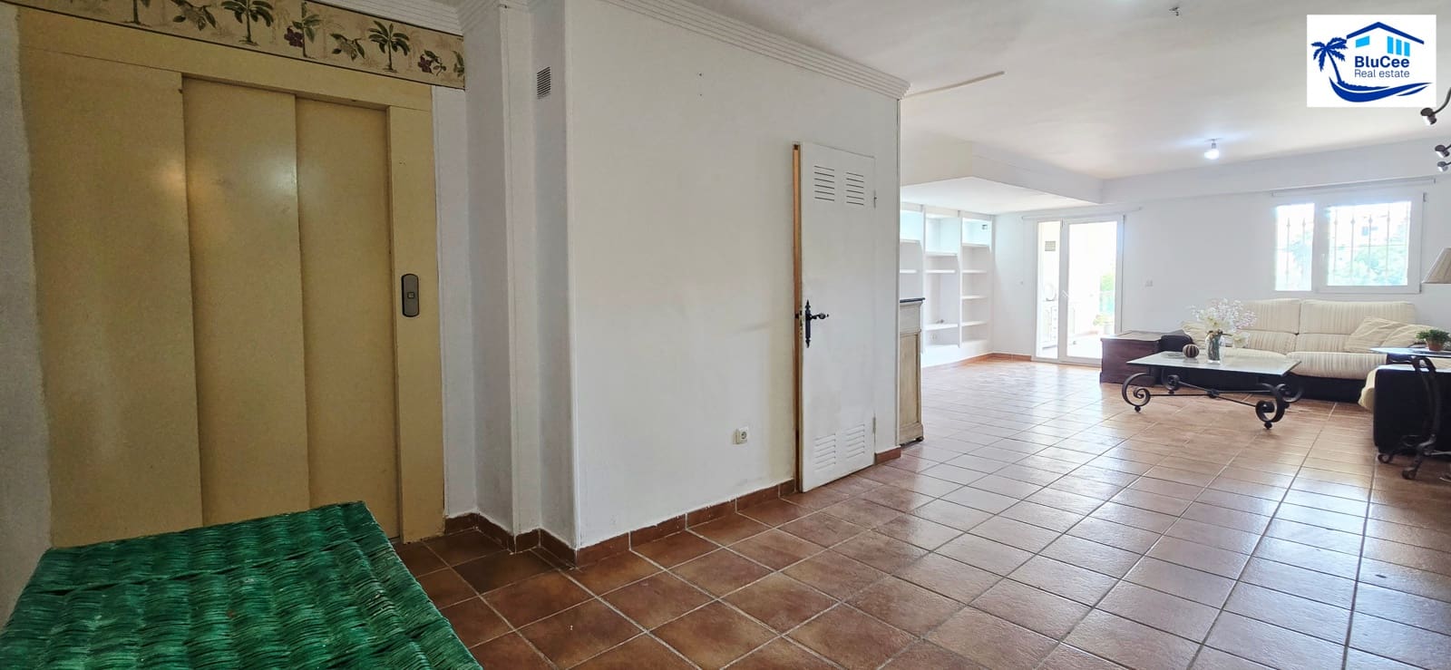 5 soveværelse Byhus til salg i Rincon de la Victoria med swimmingpool garage - € 625.695 (Ref: 9909340)
