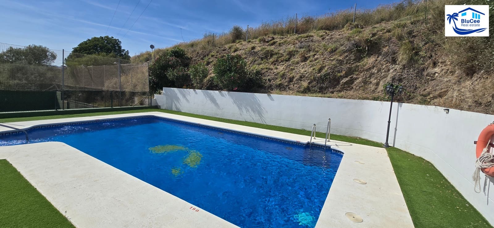 5 soveværelse Byhus til salg i Rincon de la Victoria med swimmingpool garage - € 625.695 (Ref: 9909340)