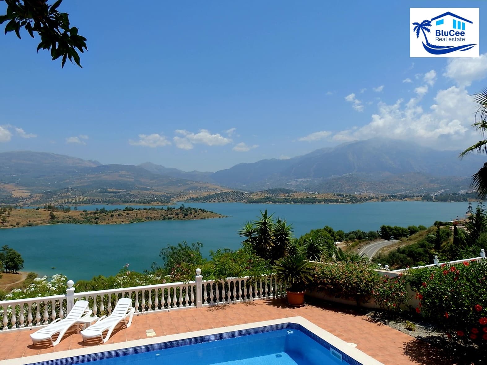 3 Zimmer Villa zu verkaufen in Los Romanes mit Pool Garage - 475.000 € (Ref: 9942874)