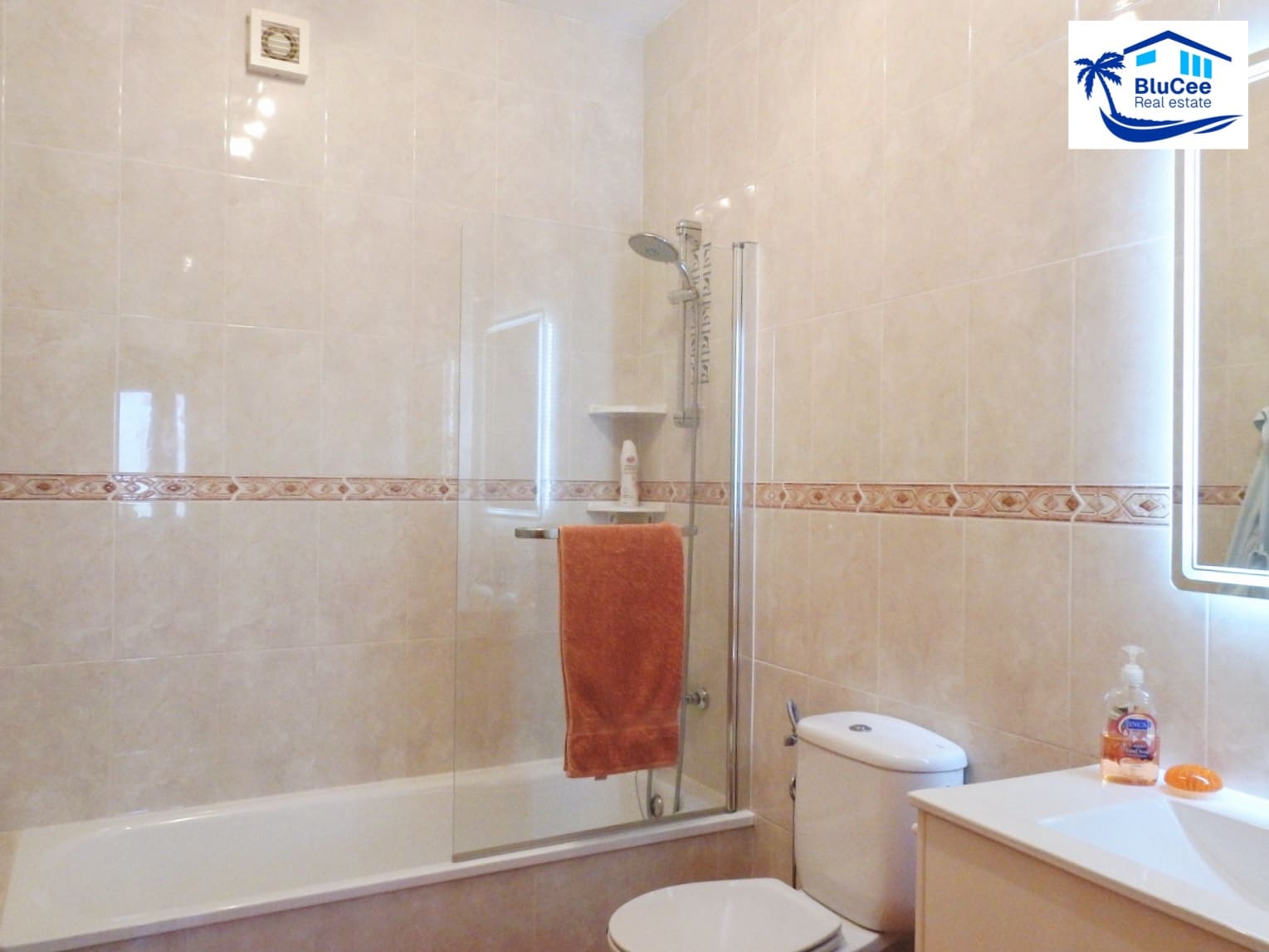 3 Zimmer Villa zu verkaufen in Los Romanes mit Pool Garage - 475.000 € (Ref: 9942874)