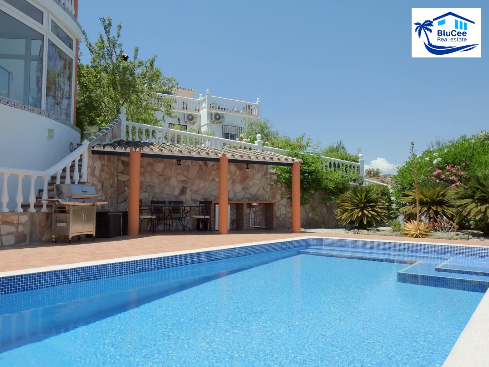 3 Zimmer Villa zu verkaufen in Los Romanes mit Pool Garage - 475.000 € (Ref: 9942874)