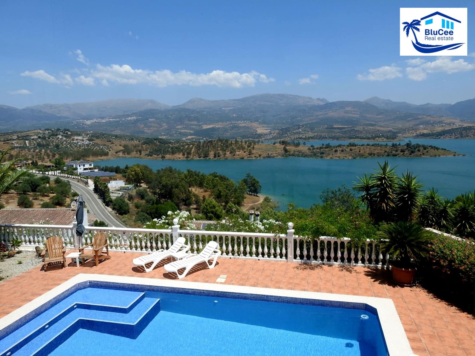 3 Zimmer Villa zu verkaufen in Los Romanes mit Pool Garage - 475.000 € (Ref: 9942874)