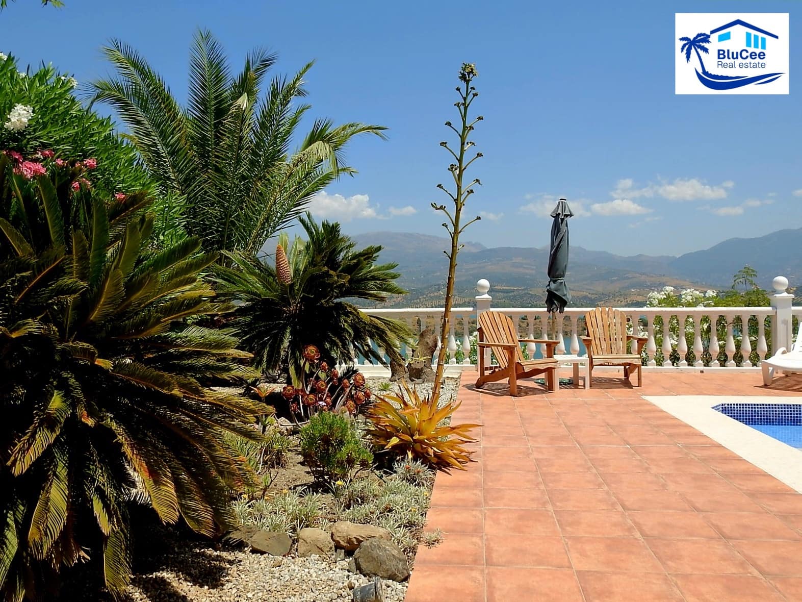 3 Zimmer Villa zu verkaufen in Los Romanes mit Pool Garage - 475.000 € (Ref: 9942874)