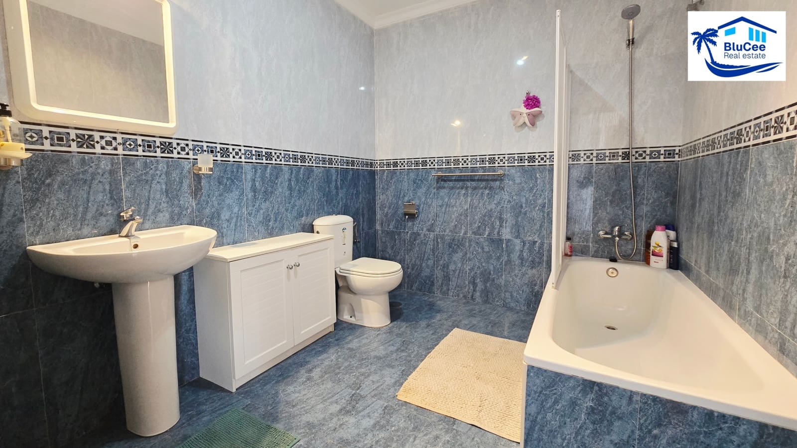 4 soveværelse Villa til salg i Alcaucin med swimmingpool garage - € 369.000 (Ref: 9942888)