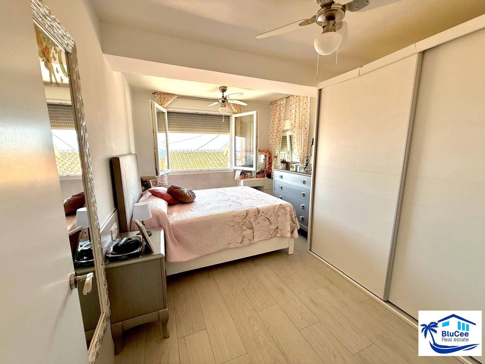 3 sypialnia Dom na sprzedaż w Benajarafe - 352 342 € (Ref: 9953330)