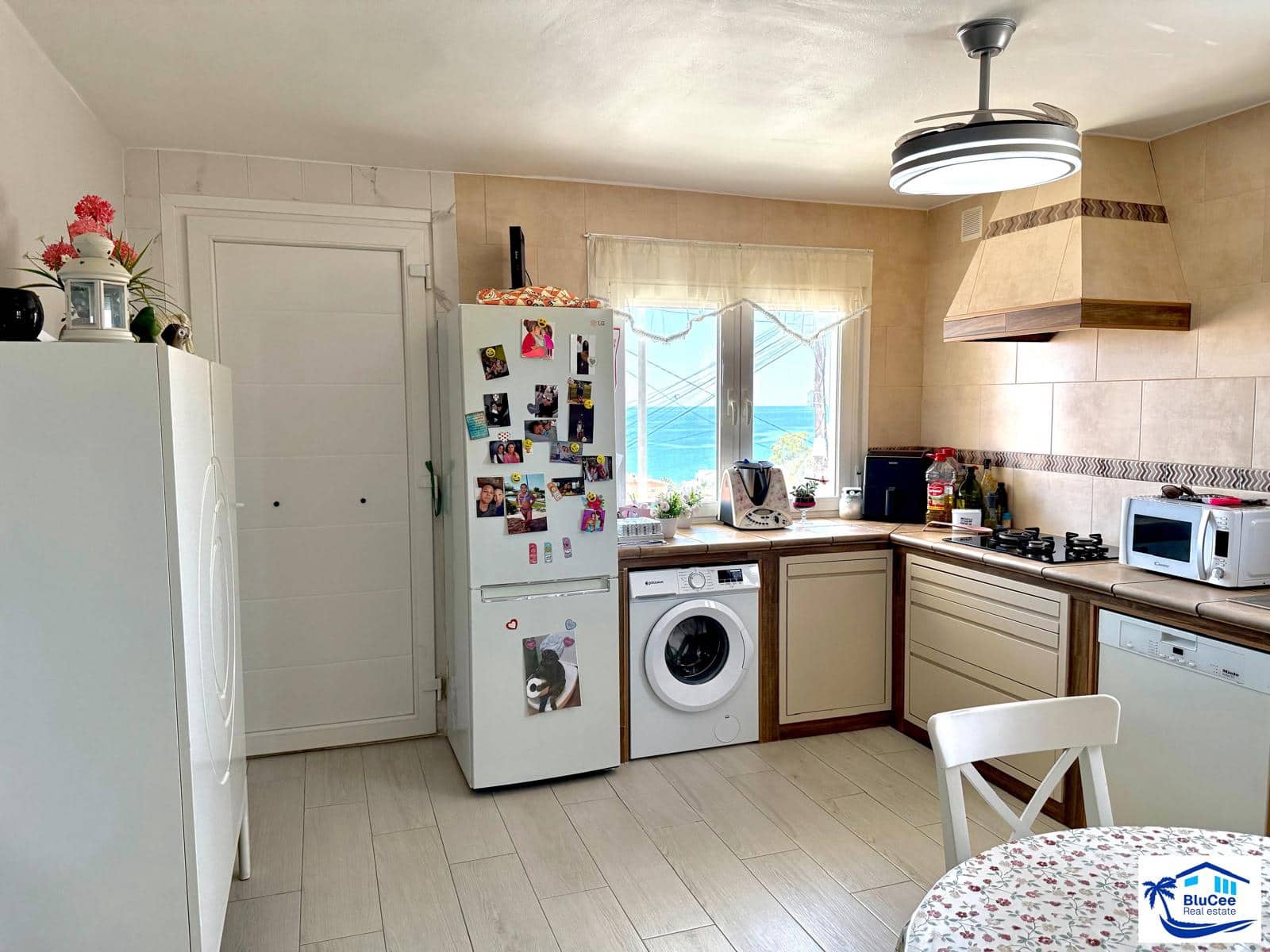 3 sypialnia Dom na sprzedaż w Benajarafe - 352 342 € (Ref: 9953330)