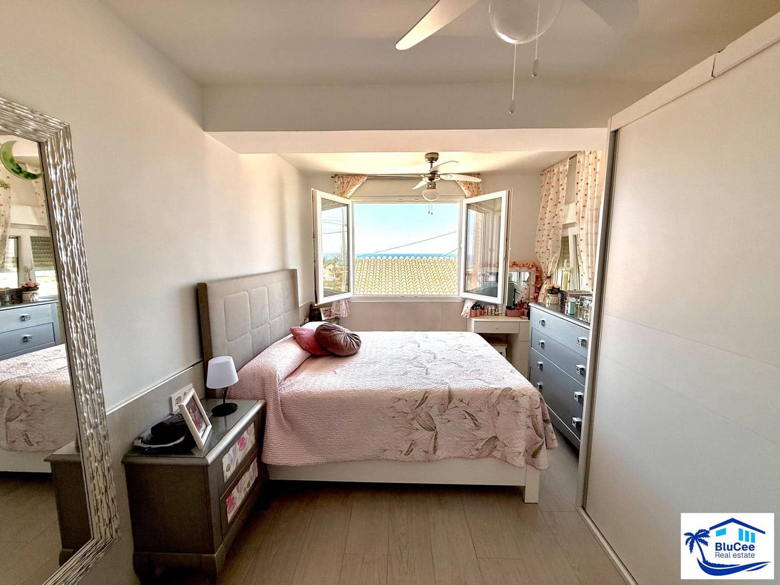 3 sypialnia Dom na sprzedaż w Benajarafe - 352 342 € (Ref: 9953330)
