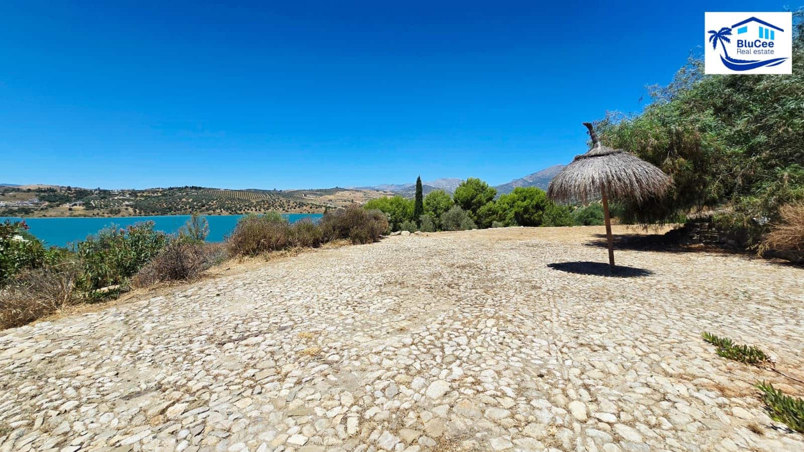 3 chambre Villa/Maison à vendre à Vinuela avec piscine garage - 550 000 € (Ref: 9964489)