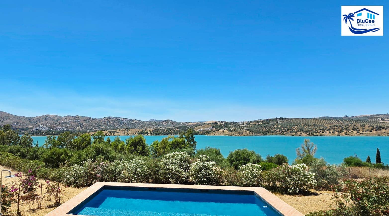 3 chambre Villa/Maison à vendre à Vinuela avec piscine garage - 550 000 € (Ref: 9964489)