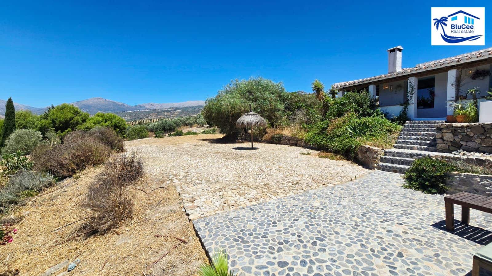 3 chambre Villa/Maison à vendre à Vinuela avec piscine garage - 550 000 € (Ref: 9964489)