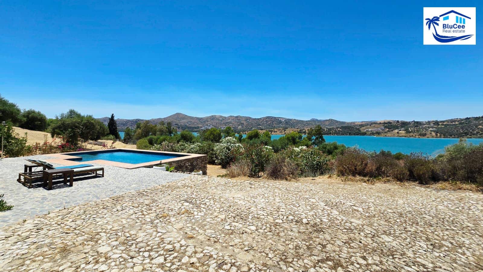 3 chambre Villa/Maison à vendre à Vinuela avec piscine garage - 550 000 € (Ref: 9964489)