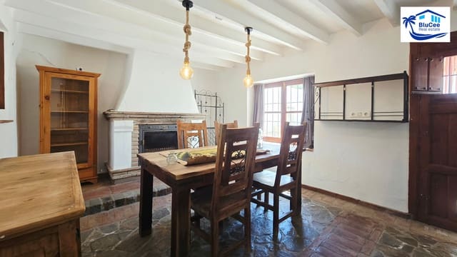 4 chambre Finca/Maison de Campagne à vendre à Alcaucín avec piscine garage - 375 000 € (Ref: 9968651)