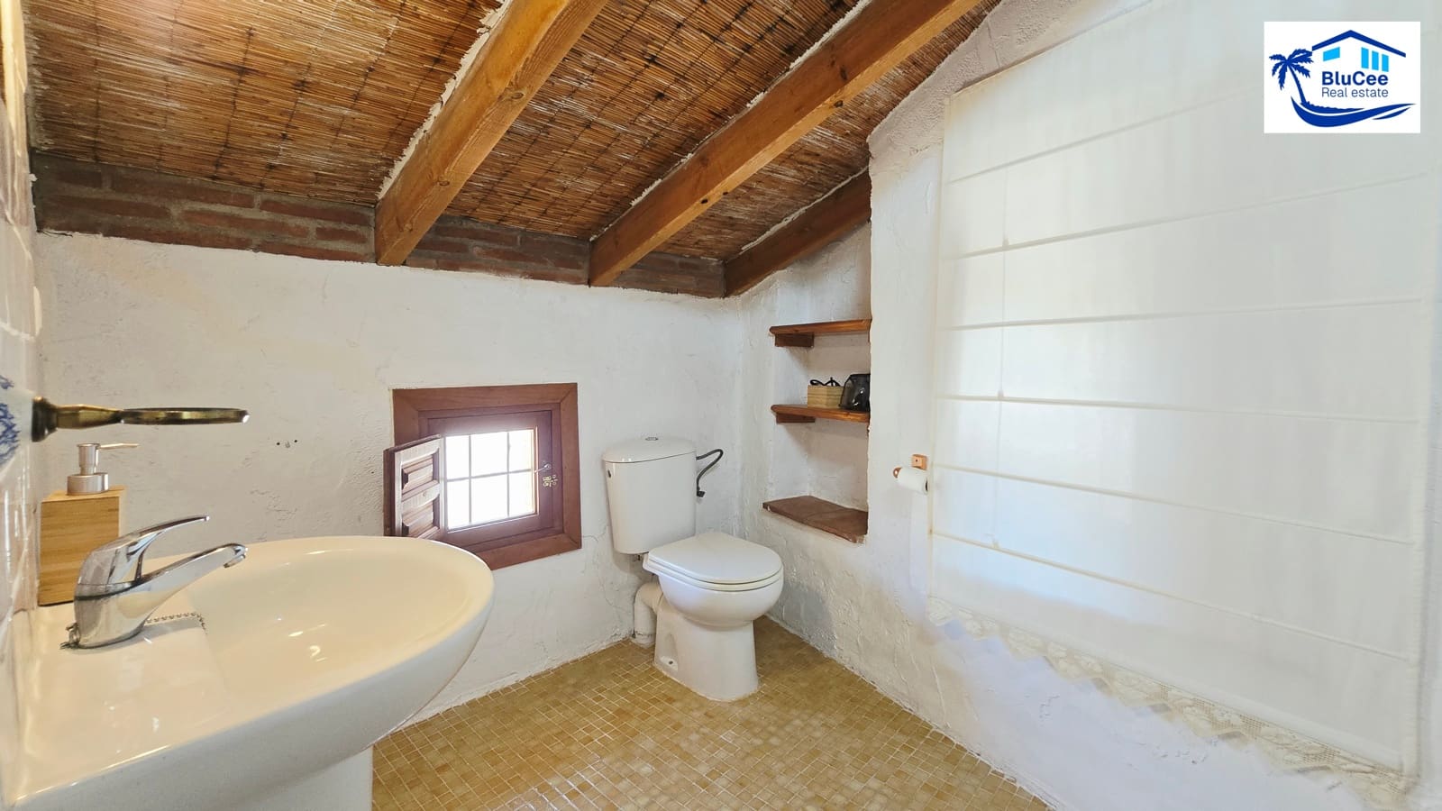 4 chambre Finca/Maison de Campagne à vendre à Alcaucin avec piscine garage - 375 000 € (Ref: 9968651)