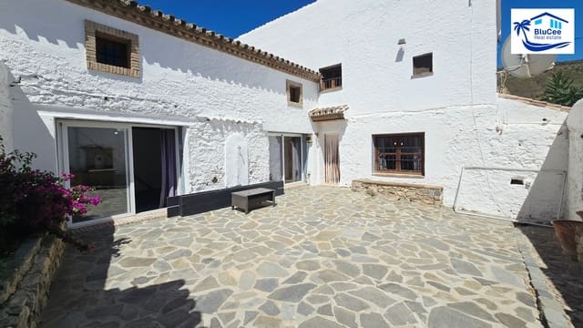 4 chambre Finca/Maison de Campagne à vendre à Alcaucín avec piscine garage - 375 000 € (Ref: 9968651)