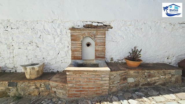 4 chambre Finca/Maison de Campagne à vendre à Alcaucín avec piscine garage - 375 000 € (Ref: 9968651)