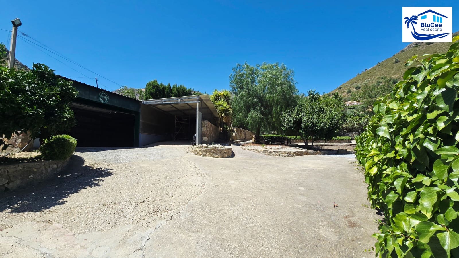 4 chambre Finca/Maison de Campagne à vendre à Alcaucin avec piscine garage - 375 000 € (Ref: 9968651)