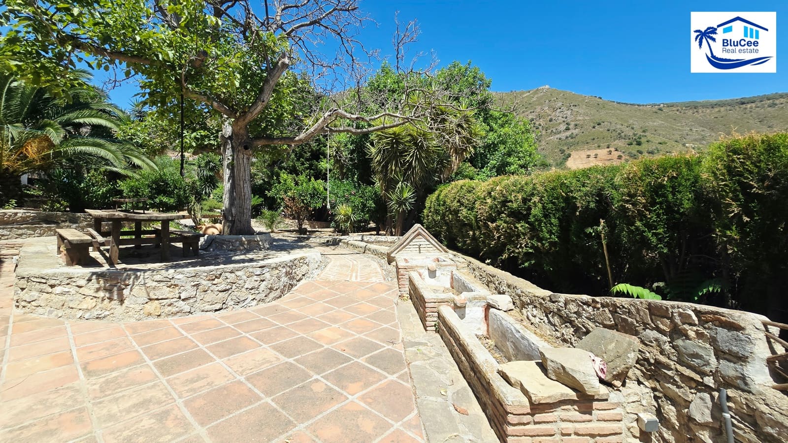 4 chambre Finca/Maison de Campagne à vendre à Alcaucin avec piscine garage - 375 000 € (Ref: 9968651)