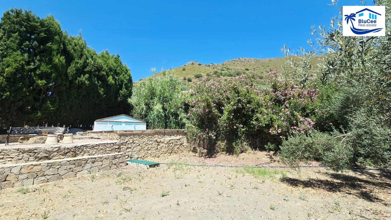 4 chambre Finca/Maison de Campagne à vendre à Alcaucin avec piscine garage - 375 000 € (Ref: 9968651)