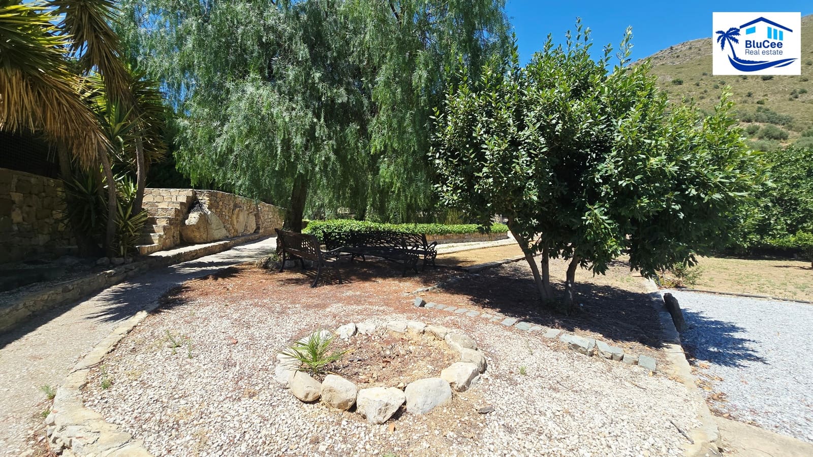4 chambre Finca/Maison de Campagne à vendre à Alcaucin avec piscine garage - 375 000 € (Ref: 9968651)