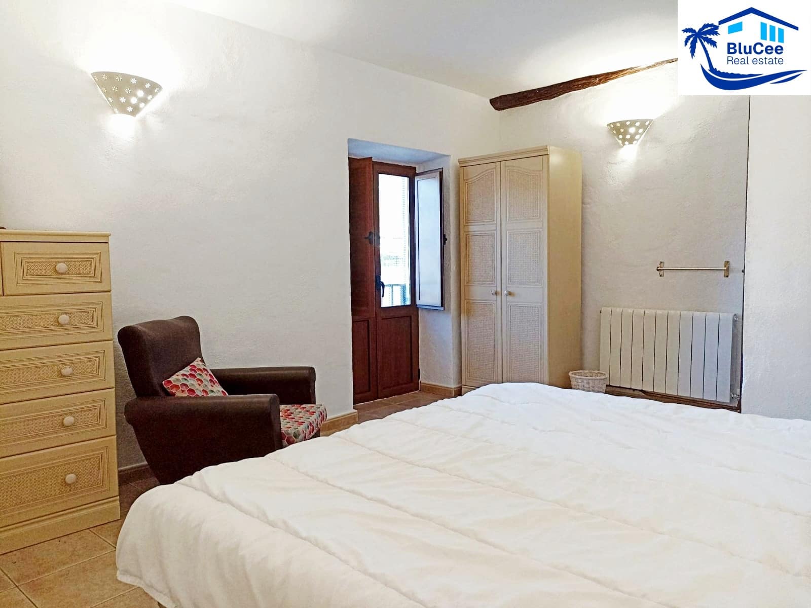 6 bedroom Townhouse for sale in Cadiar - € 165,000 (Ref: 9973678)