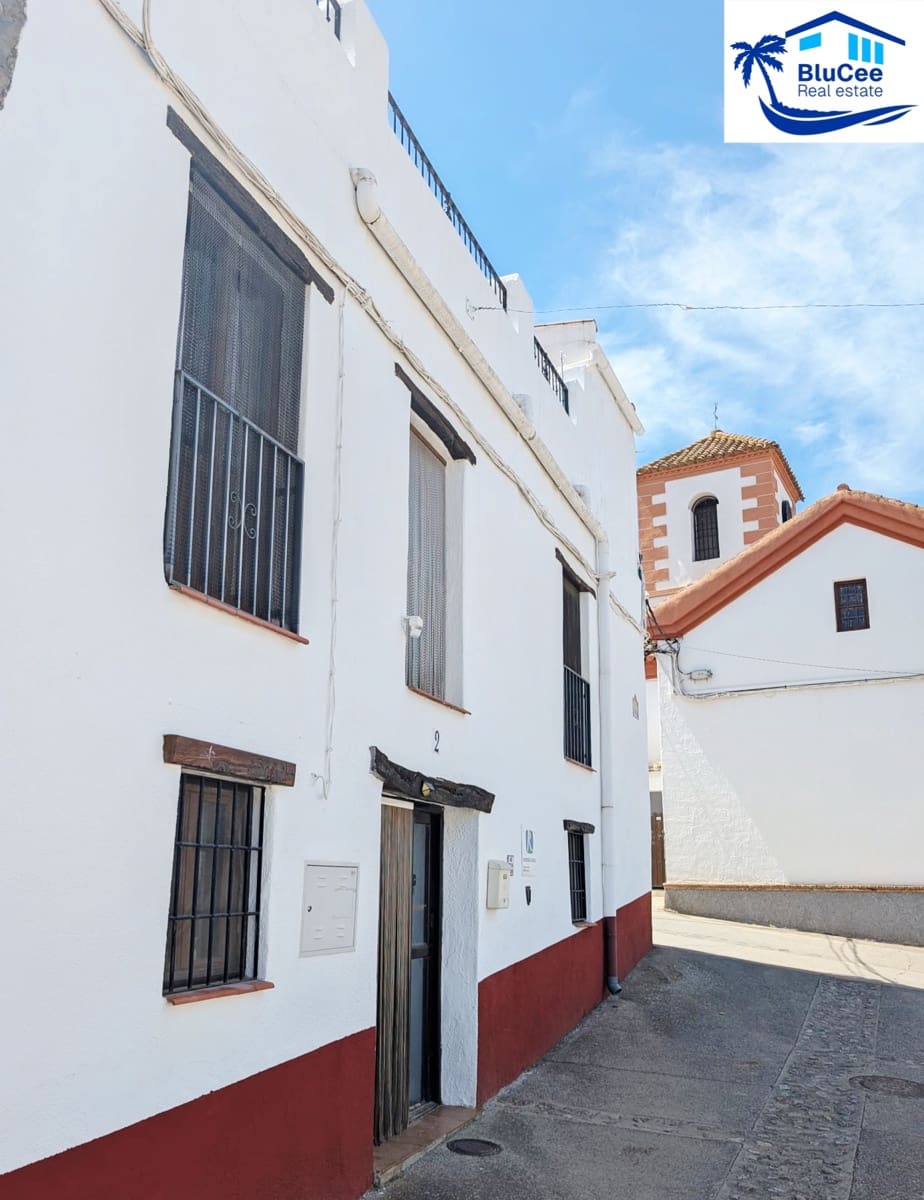 6 bedroom Townhouse for sale in Cadiar - € 165,000 (Ref: 9973678)