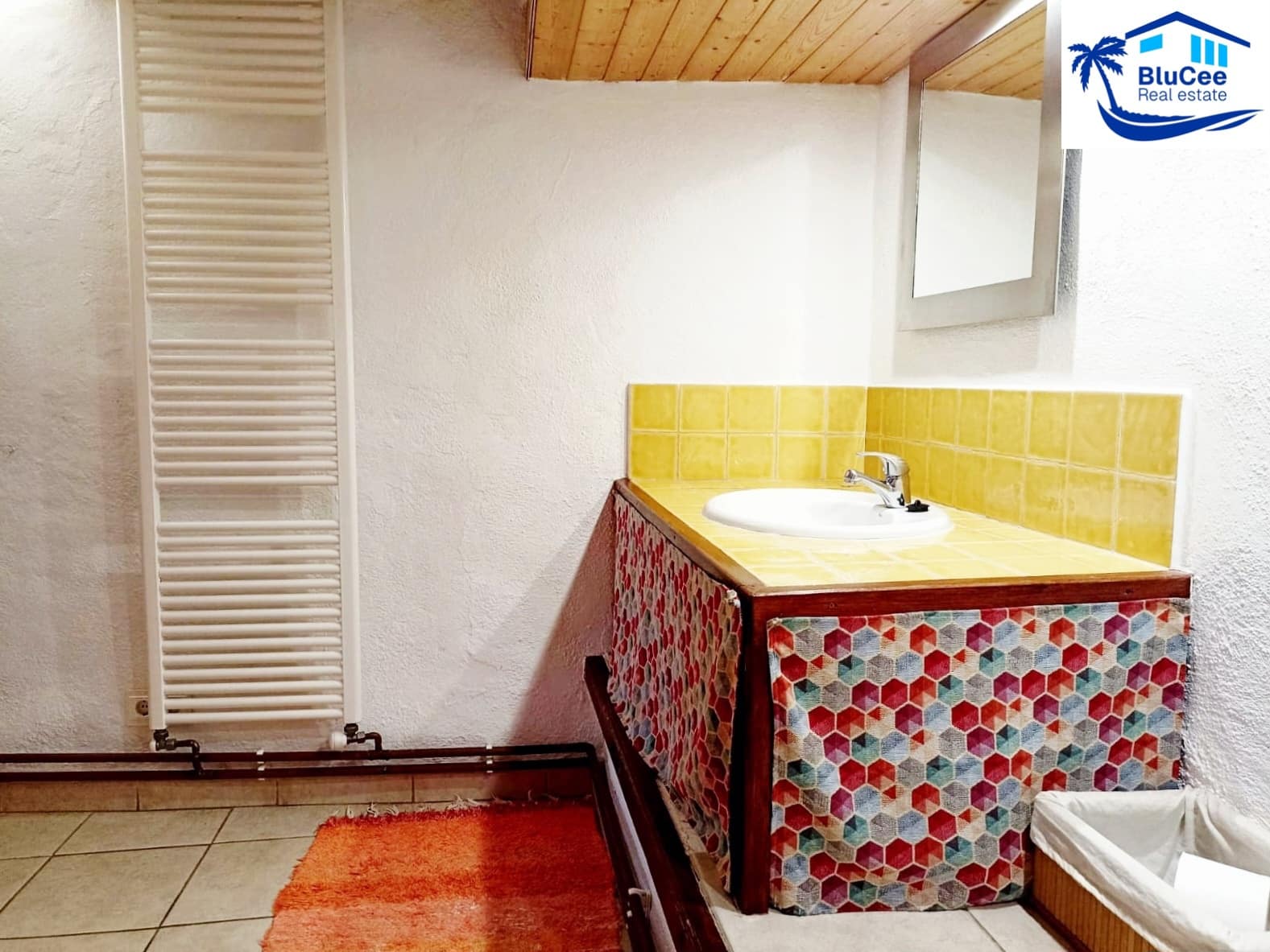 6 bedroom Townhouse for sale in Cadiar - € 165,000 (Ref: 9973678)