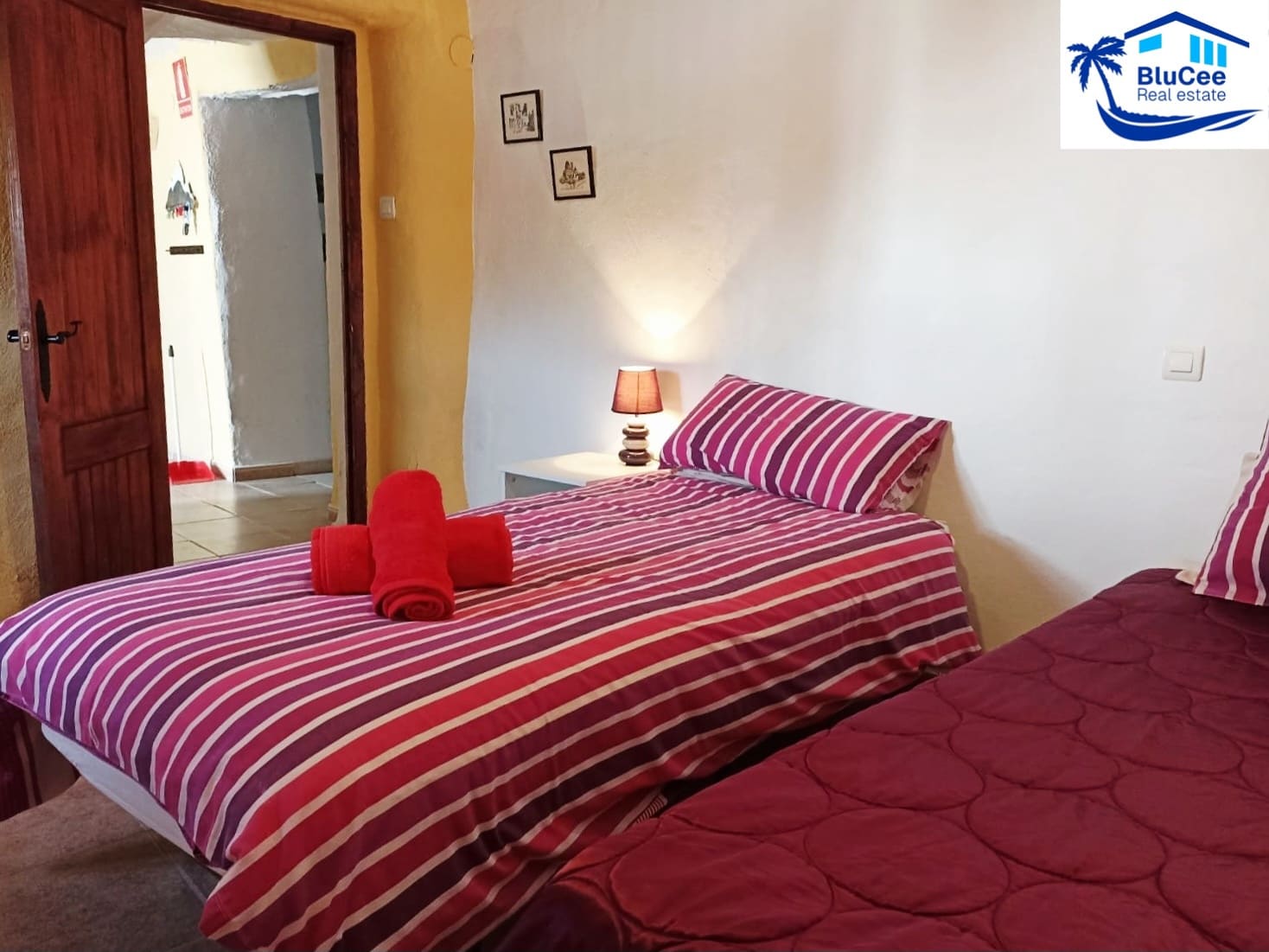 6 bedroom Townhouse for sale in Cadiar - € 165,000 (Ref: 9973678)