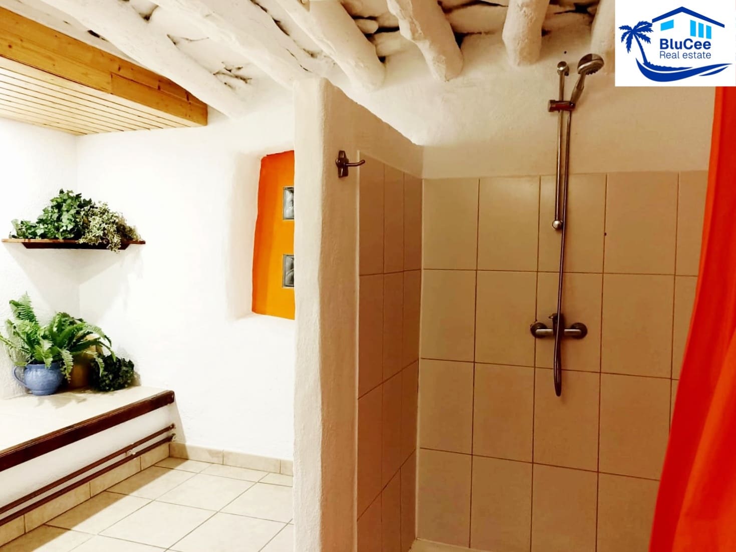 6 bedroom Townhouse for sale in Cadiar - € 165,000 (Ref: 9973678)