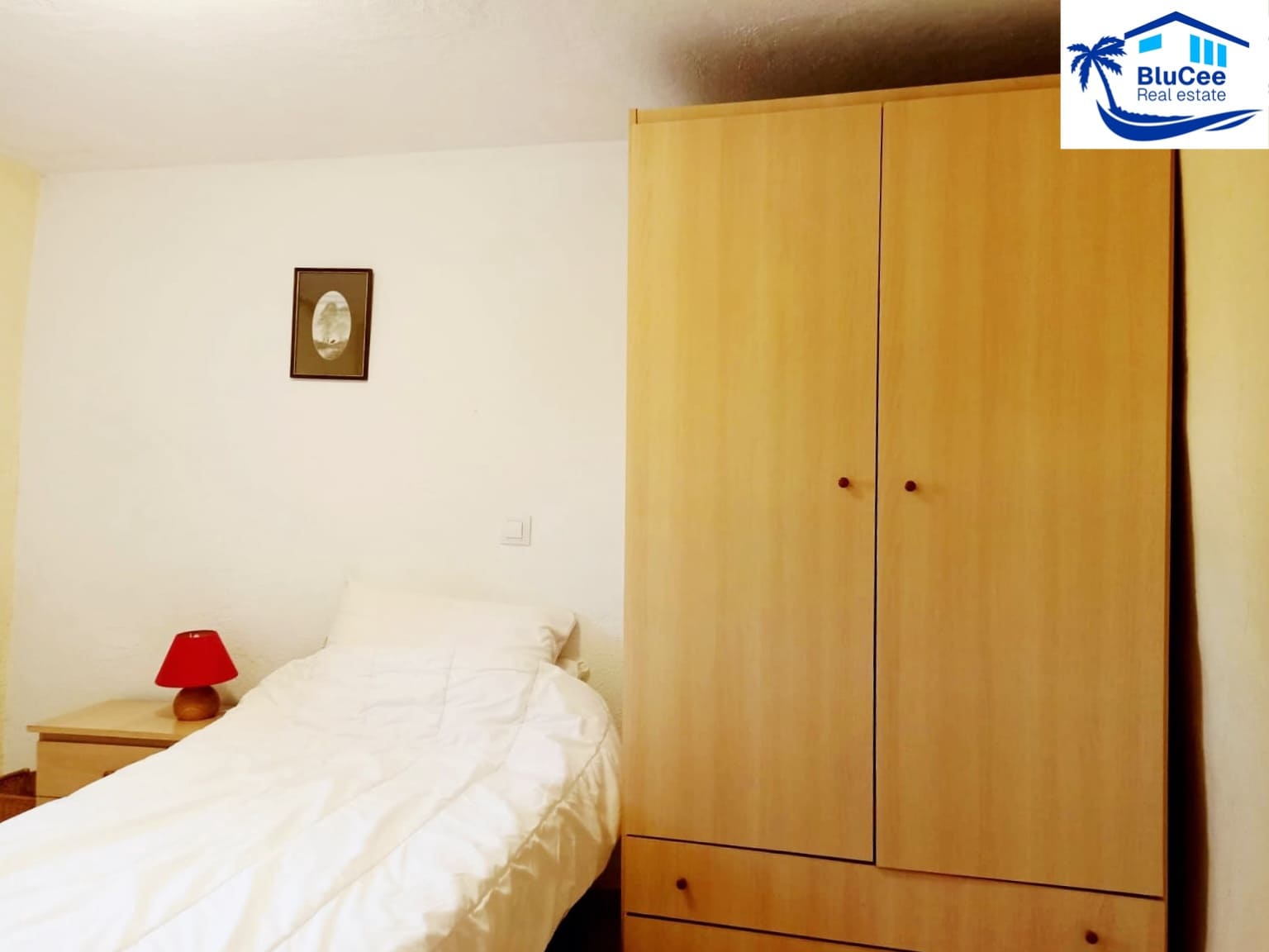 6 bedroom Townhouse for sale in Cadiar - € 165,000 (Ref: 9973678)