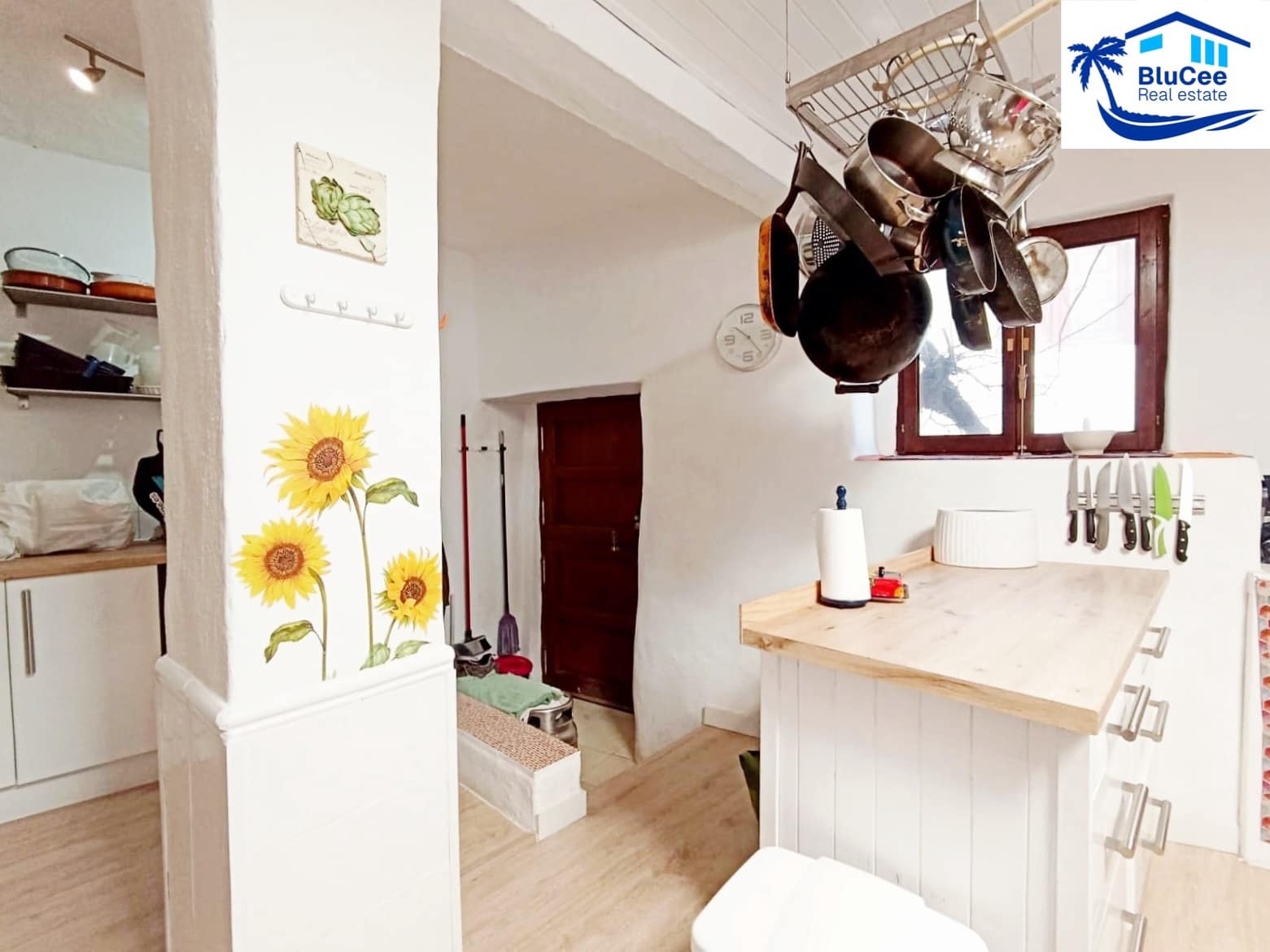 6 bedroom Townhouse for sale in Cadiar - € 165,000 (Ref: 9973678)