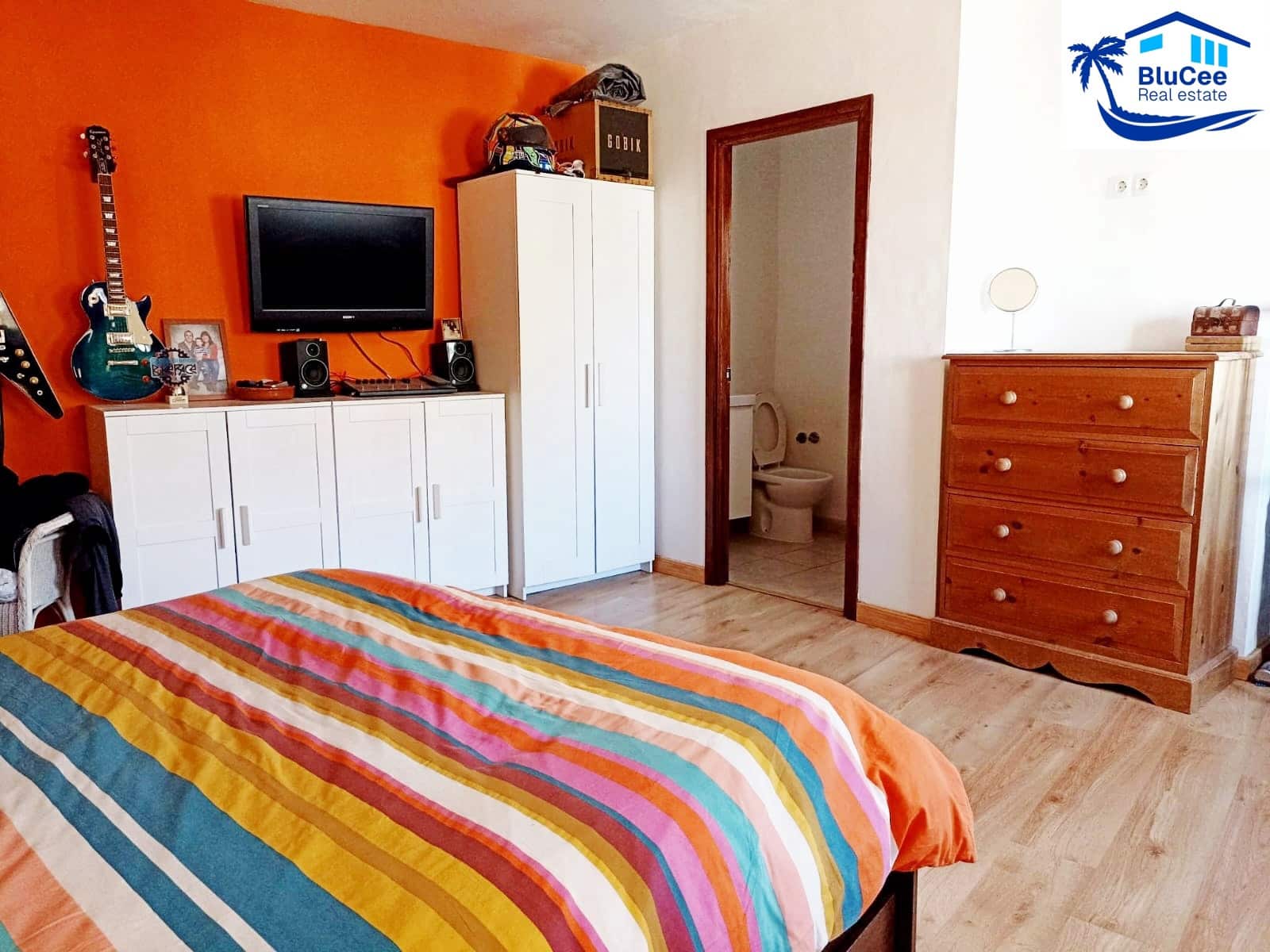 6 bedroom Townhouse for sale in Cadiar - € 165,000 (Ref: 9973678)