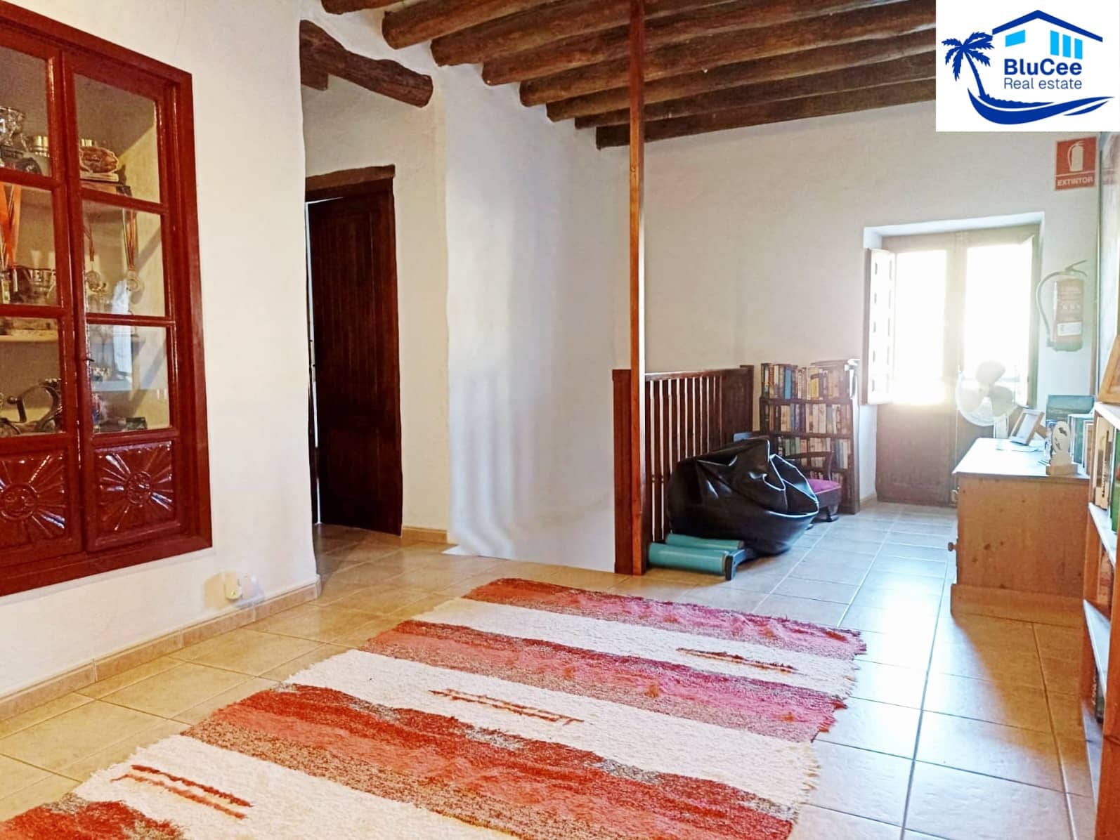 6 bedroom Townhouse for sale in Cadiar - € 165,000 (Ref: 9973678)