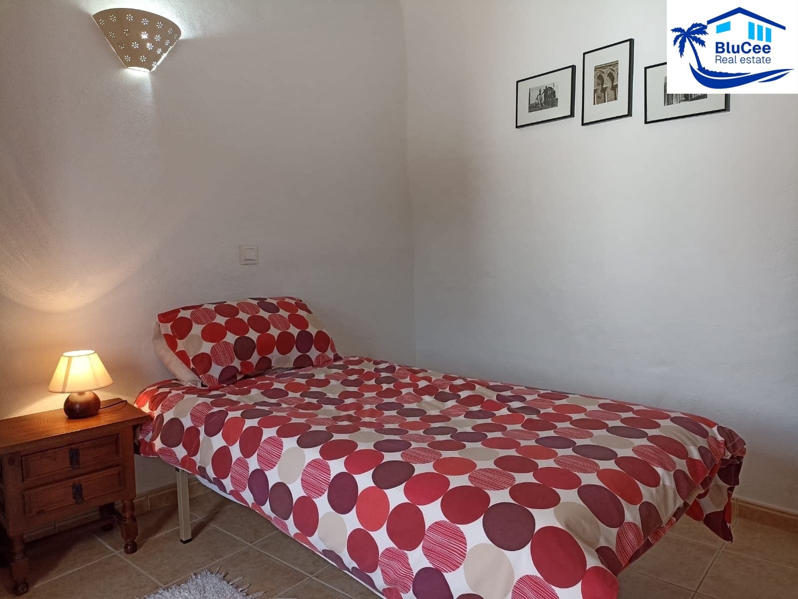 6 bedroom Townhouse for sale in Cadiar - € 165,000 (Ref: 9973678)