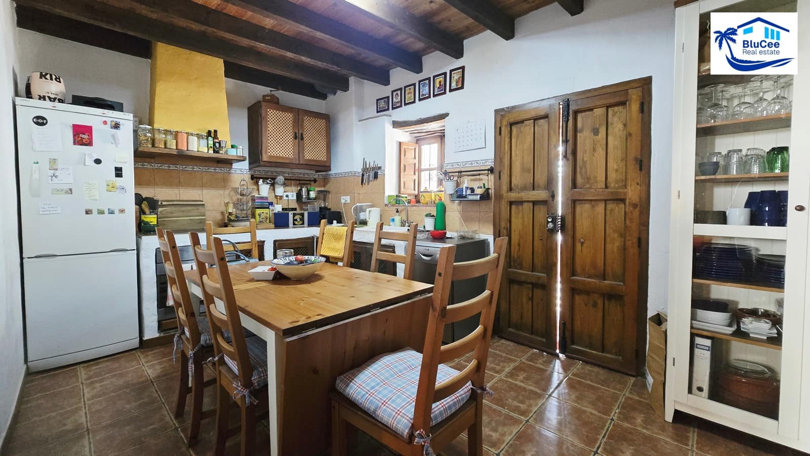 Casa de 4 habitaciones en Almáchar en venta - 215.000 € (Ref: 9985869)