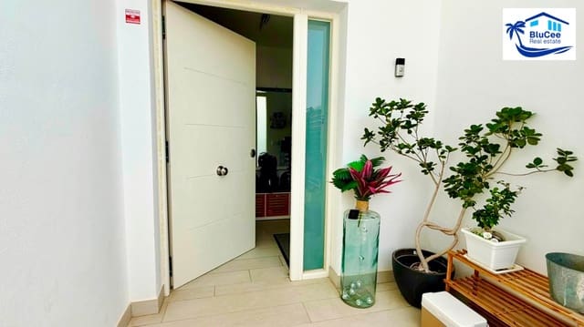 2 soveværelse Byhus til salg i Valle Niza, Vélez-Málaga med garage - € 295.000 (Ref: 9986075)