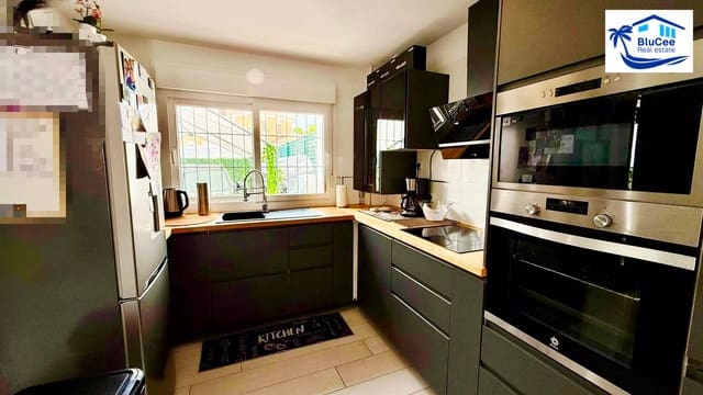 2 soveværelse Byhus til salg i Valle Niza, Vélez-Málaga med garage - € 295.000 (Ref: 9986075)