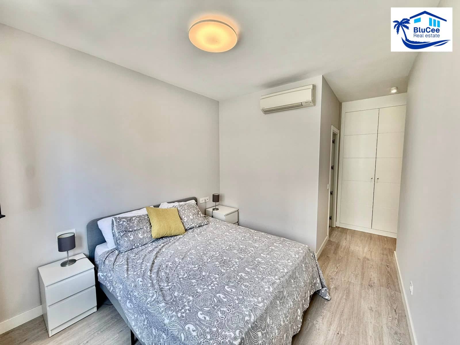 4 soveværelse Lejlighed til salg i La Cala del Moral med swimmingpool garage - € 475.000 (Ref: 9986077)