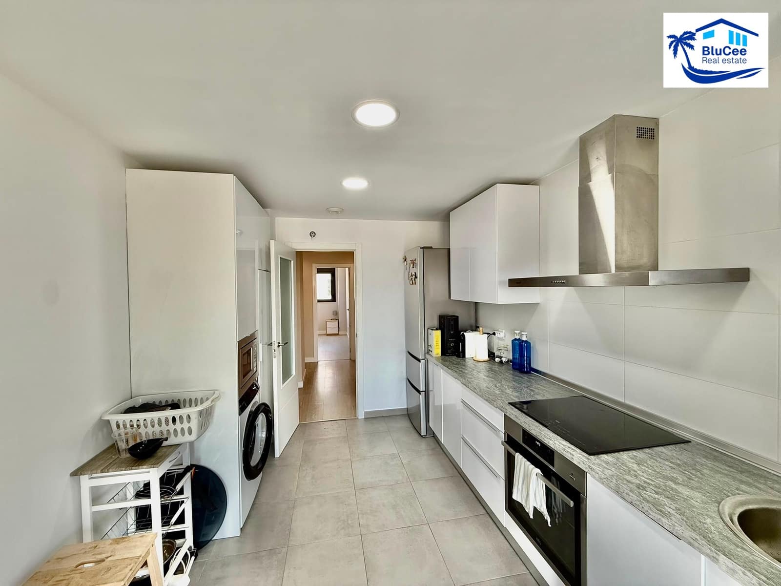 4 soveværelse Lejlighed til salg i La Cala del Moral med swimmingpool garage - € 475.000 (Ref: 9986077)