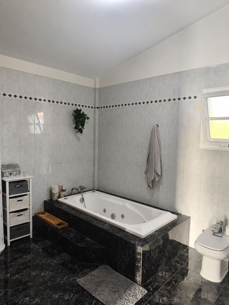 4 camera da letto Villa in vendita in Tacoronte con garage - 520.000 € (Rif: 10005139)
