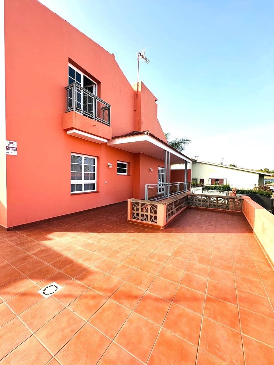 4 camera da letto Villa in vendita in Tacoronte con garage - 520.000 € (Rif: 10005139)