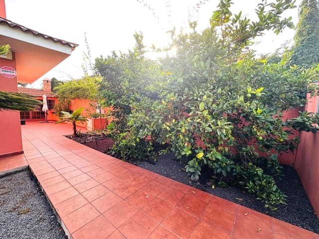 4 camera da letto Villa in vendita in Tacoronte con garage - 520.000 € (Rif: 10005139)