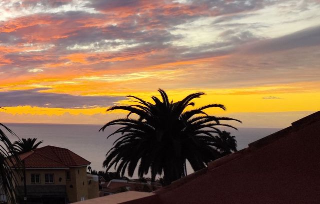 Chalet de 4 habitaciones en Tacoronte en venta con garaje - 485.000 € (Ref: 10005139)