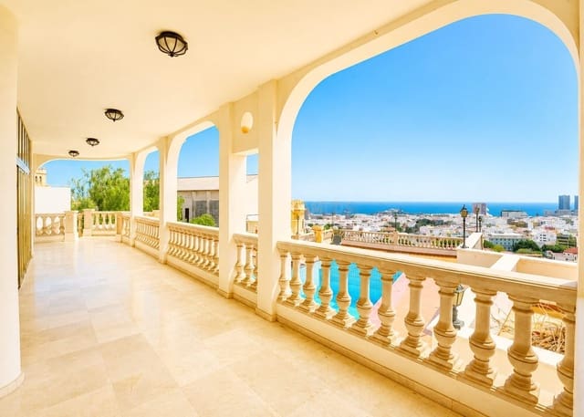 Villa til salg i Santa Cruz de Tenerife med garage - € 2.500.000 (Ref: 10022052)