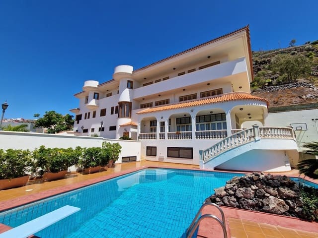 Villa til salg i Santa Cruz de Tenerife med garage - € 2.500.000 (Ref: 10022052)